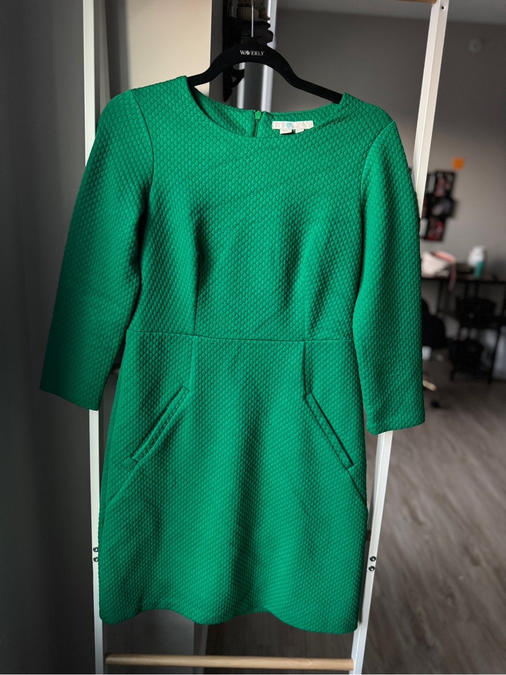 Boden Emerald Green Quilted Retro 60’s Style Long Sleeve Midi Dress Size UK8/US4
